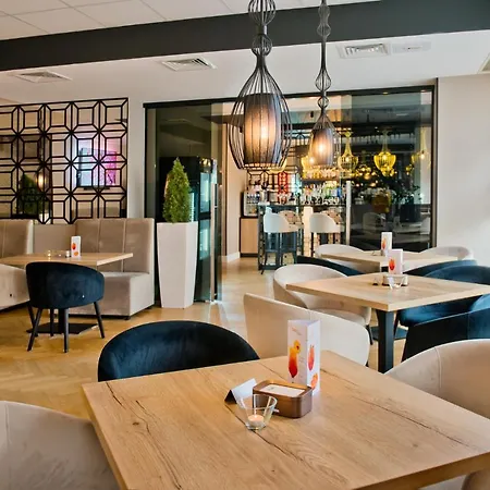 Sanatorium Uzdrowiskowe Lech 3* Kołobrzeg