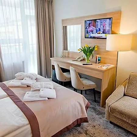 Sanatorium Uzdrowiskowe Lech Курортний комплекс 3*