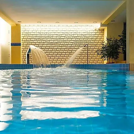 Sanatorium Uzdrowiskowe Lech 3* Kolobrzeg